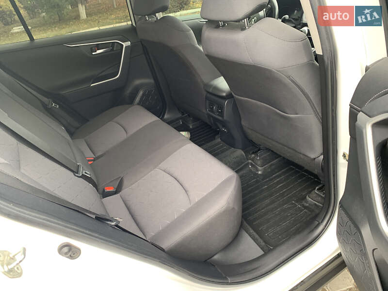 Внедорожник / Кроссовер Toyota RAV4 2022 в Подольске фото 27 Внедорожник / Кроссовер Toyota RAV4 2022 в Подольске