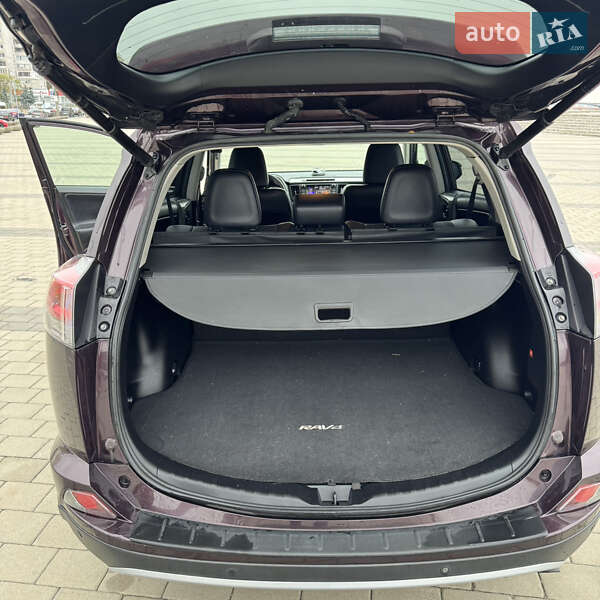 Внедорожник / Кроссовер Toyota RAV4 2017 в Днепре фото 16 Внедорожник / Кроссовер Toyota RAV4 2017 в Днепре