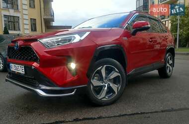 Позашляховик / Кросовер Toyota RAV4 2021 в Києві