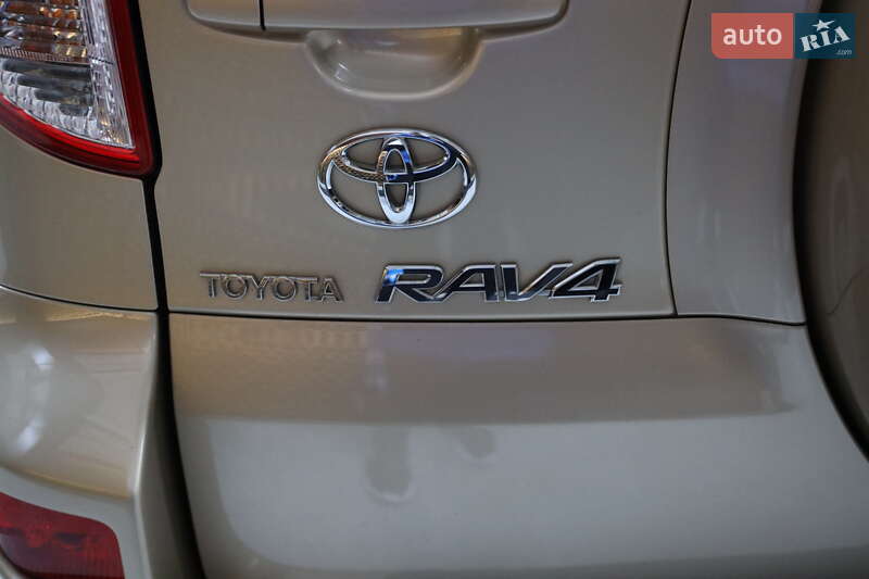Внедорожник / Кроссовер Toyota RAV4 2011 в Луцке фото 12 Внедорожник / Кроссовер Toyota RAV4 2011 в Луцке