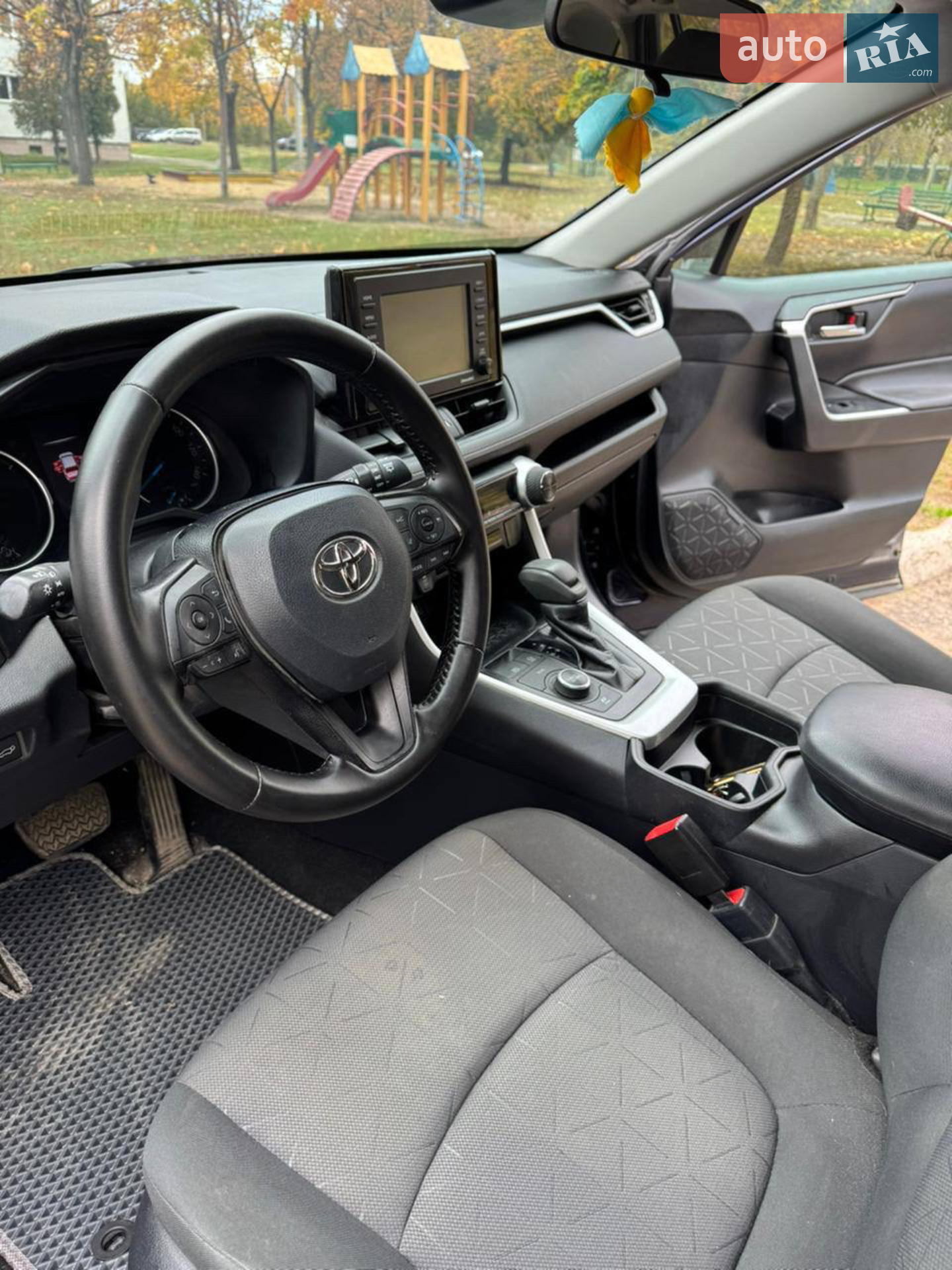 2020 Toyota RAV 4 - мініатюра 6
