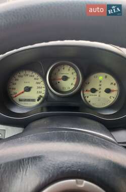 Внедорожник / Кроссовер Toyota RAV4 2001 в Виннице