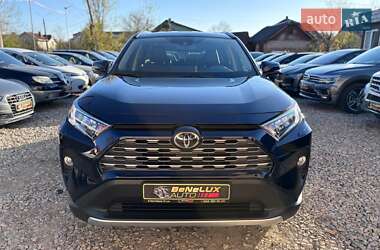 Внедорожник / Кроссовер Toyota RAV4 2019 в Коломые