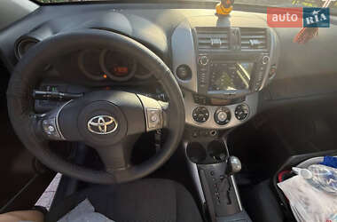 Позашляховик / Кросовер Toyota RAV4 2007 в  фото 15 Позашляховик / Кросовер Toyota RAV4 2007 в