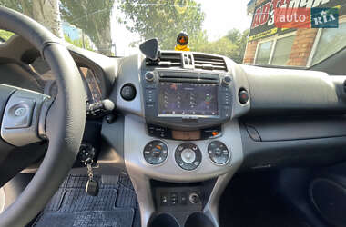 Позашляховик / Кросовер Toyota RAV4 2007 в  фото 21 Позашляховик / Кросовер Toyota RAV4 2007 в