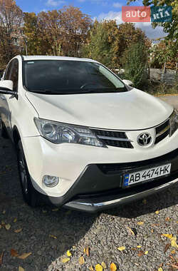Внедорожник / Кроссовер Toyota RAV4 2013 в 