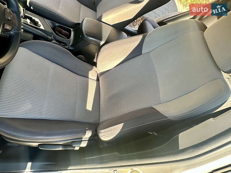 Внедорожник / Кроссовер Toyota RAV4 2014 в Городенке фото 11 Внедорожник / Кроссовер Toyota RAV4 2014 в Городенке