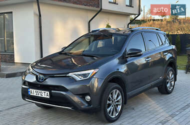 Внедорожник / Кроссовер Toyota RAV4 2016 в Умани