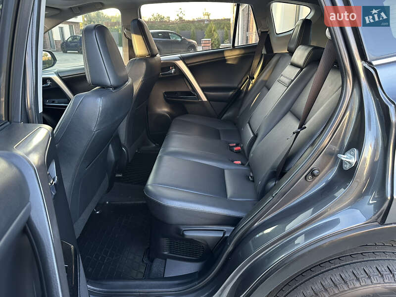 Внедорожник / Кроссовер Toyota RAV4 2016 в Умани фото 45 Внедорожник / Кроссовер Toyota RAV4 2016 в Умани