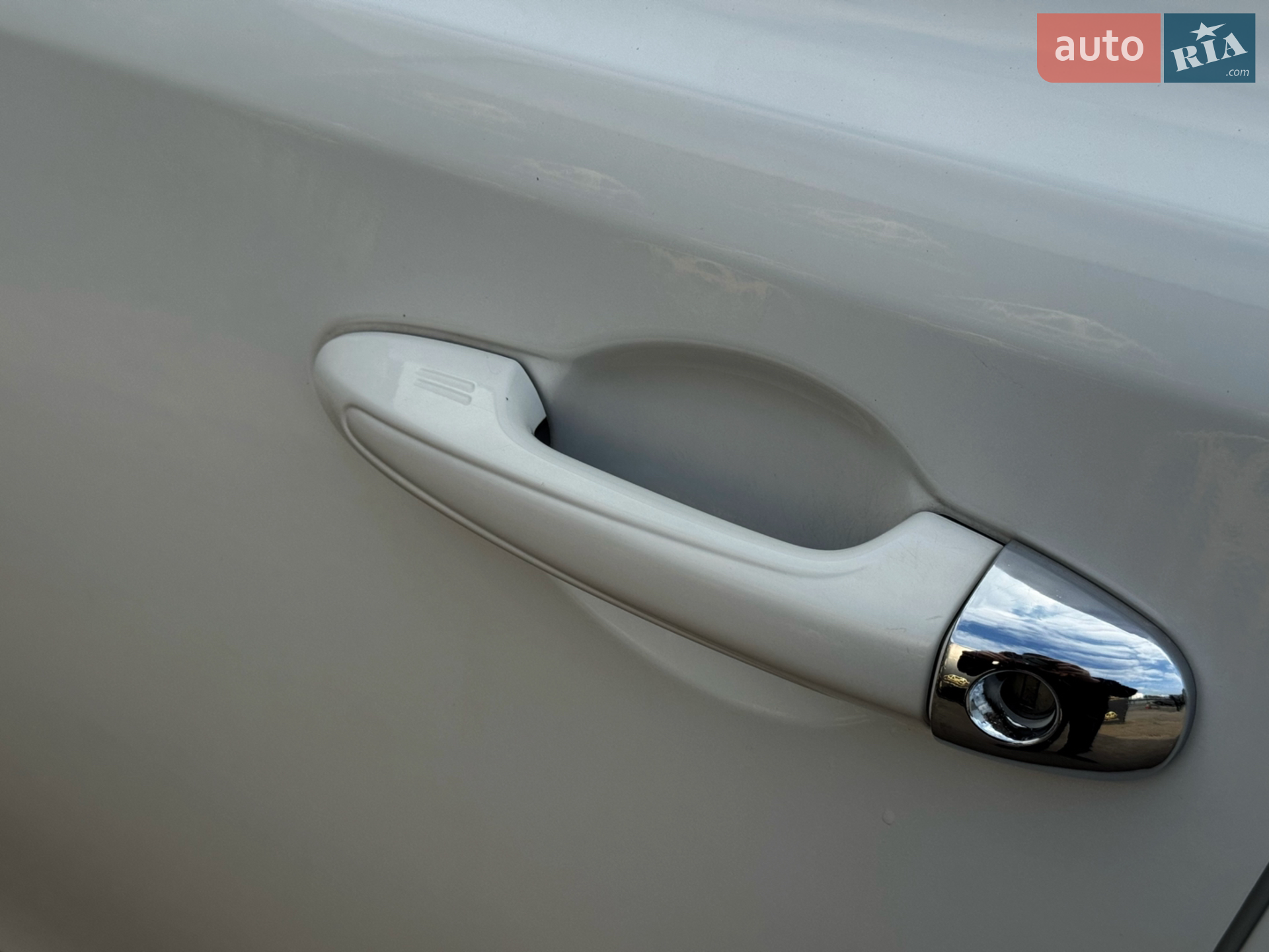 2016 Toyota RAV 4 - мініатюра 10