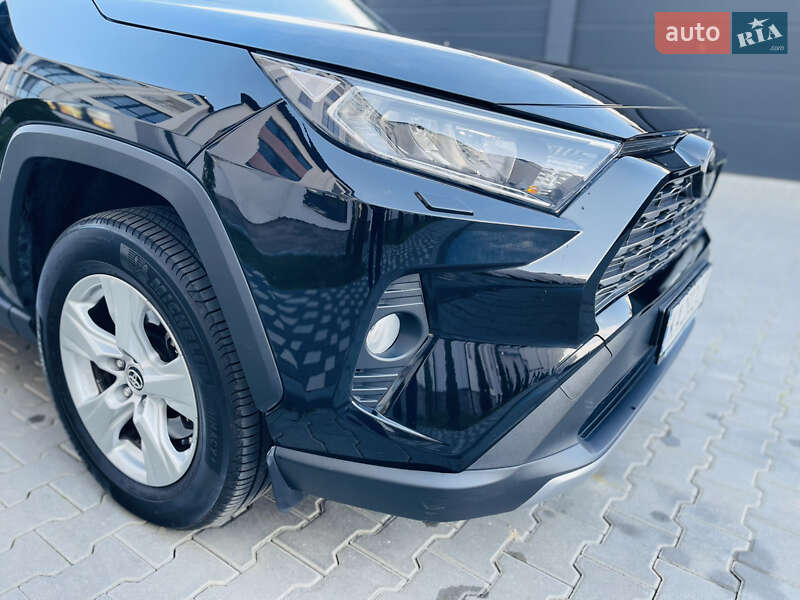 Внедорожник / Кроссовер Toyota RAV4 2021 в Черновцах фото 17 Внедорожник / Кроссовер Toyota RAV4 2021 в Черновцах