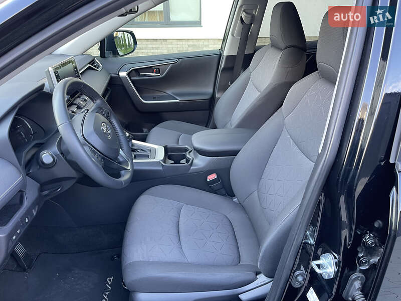 Внедорожник / Кроссовер Toyota RAV4 2021 в Черновцах фото 40 Внедорожник / Кроссовер Toyota RAV4 2021 в Черновцах