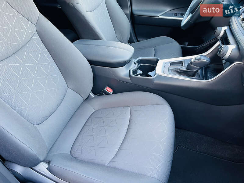 Внедорожник / Кроссовер Toyota RAV4 2021 в Черновцах фото 48 Внедорожник / Кроссовер Toyota RAV4 2021 в Черновцах