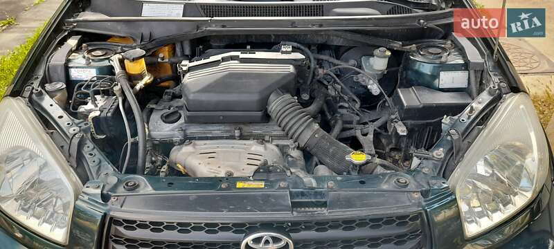 Внедорожник / Кроссовер Toyota RAV4 2002 в Одессе