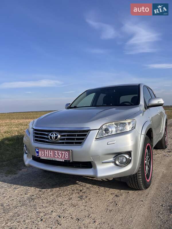 Позашляховик / Кросовер Toyota RAV4 2012 в Рівному фото 3 Позашляховик / Кросовер Toyota RAV4 2012 в Рівному