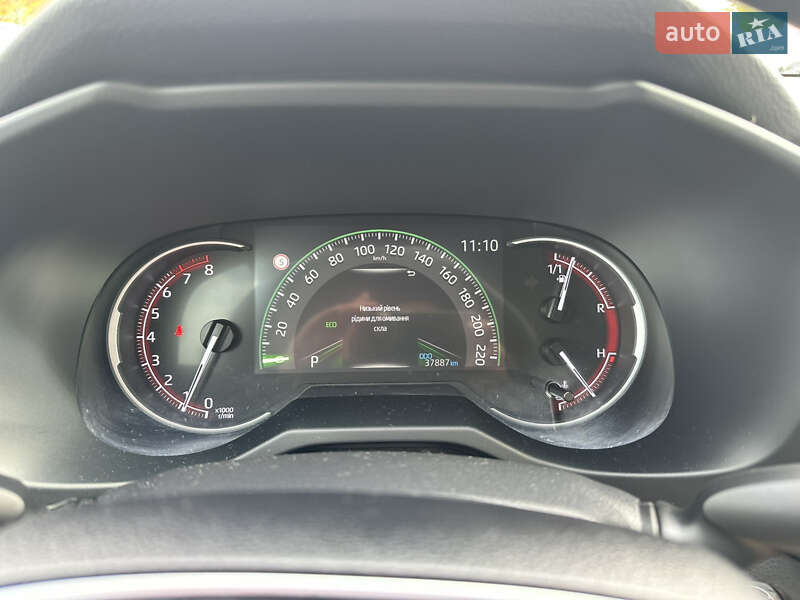 Внедорожник / Кроссовер Toyota RAV4 2022 в Полтаве