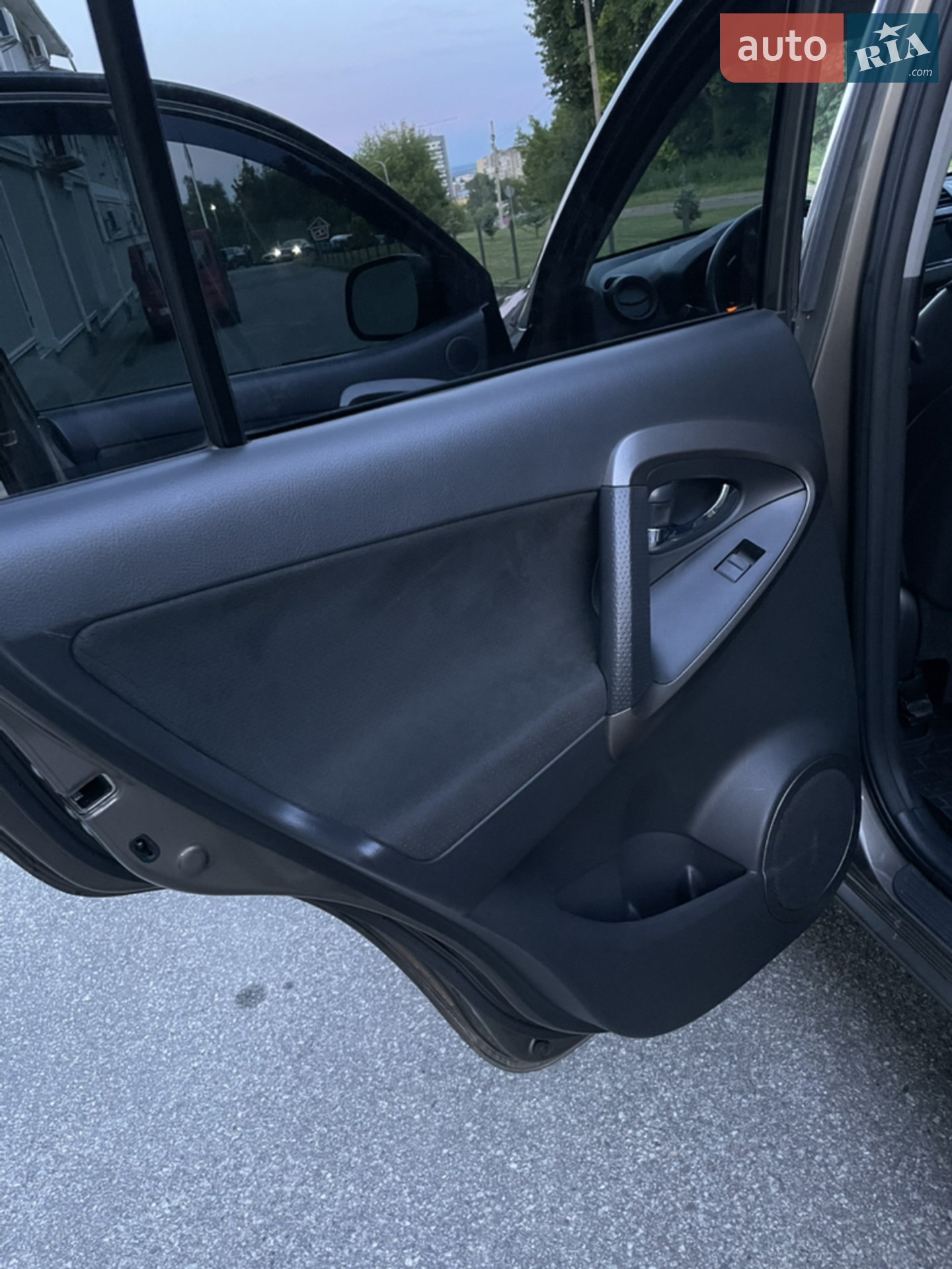 2010 Toyota RAV 4 - мініатюра 7