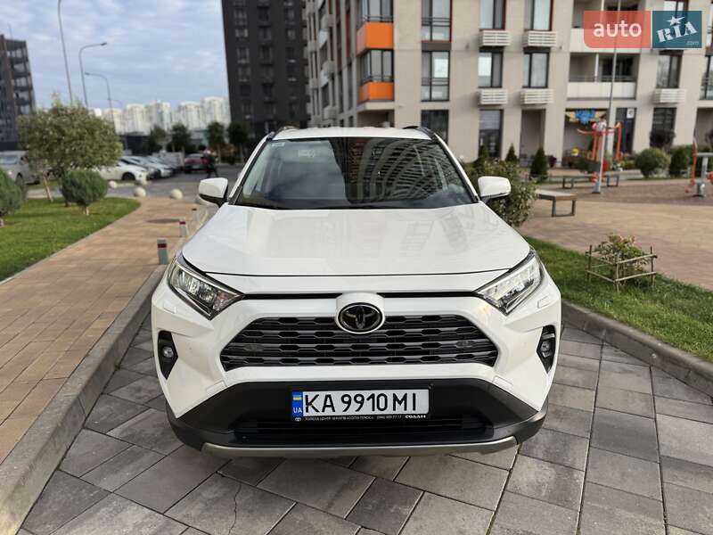 Внедорожник / Кроссовер Toyota RAV4 2023 в Киеве фото 5 Внедорожник / Кроссовер Toyota RAV4 2023 в Киеве