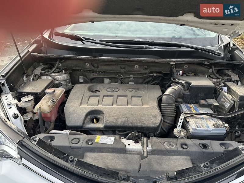 Внедорожник / Кроссовер Toyota RAV4 2016 в Кривом Роге фото 17 Внедорожник / Кроссовер Toyota RAV4 2016 в Кривом Роге