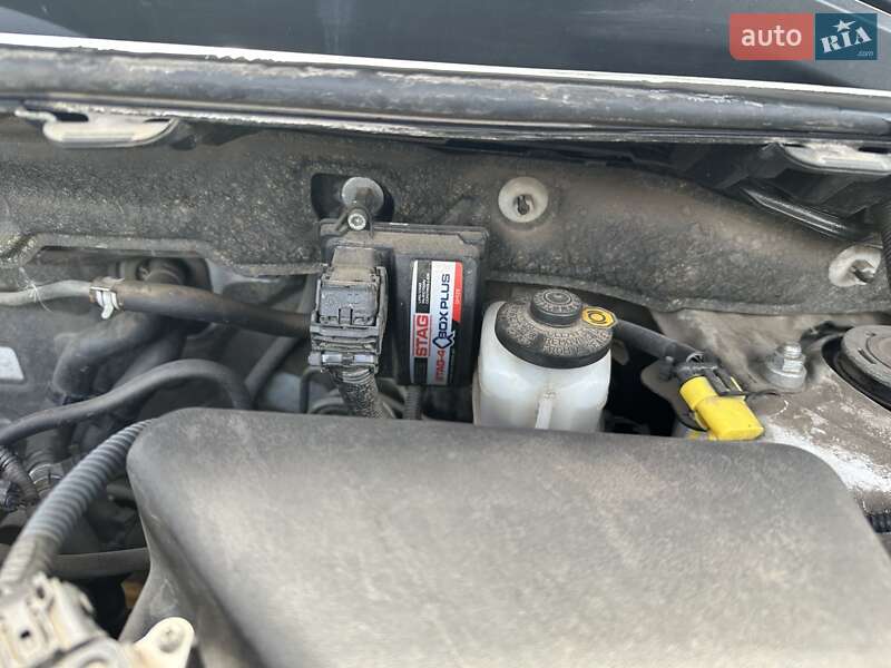 Внедорожник / Кроссовер Toyota RAV4 2016 в Кривом Роге фото 18 Внедорожник / Кроссовер Toyota RAV4 2016 в Кривом Роге