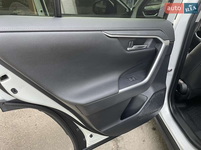 Внедорожник / Кроссовер Toyota RAV4 2022 в Виннице фото 38 Внедорожник / Кроссовер Toyota RAV4 2022 в Виннице