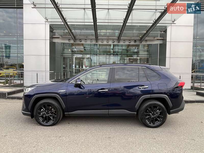 Позашляховик / Кросовер Toyota RAV4 2019 в Києві фото 9 Позашляховик / Кросовер Toyota RAV4 2019 в Києві