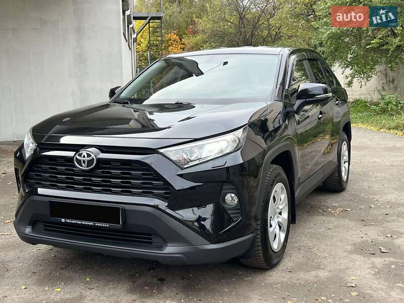 Внедорожник / Кроссовер Toyota RAV4 2019 в Тернополе фото 10 Внедорожник / Кроссовер Toyota RAV4 2019 в Тернополе