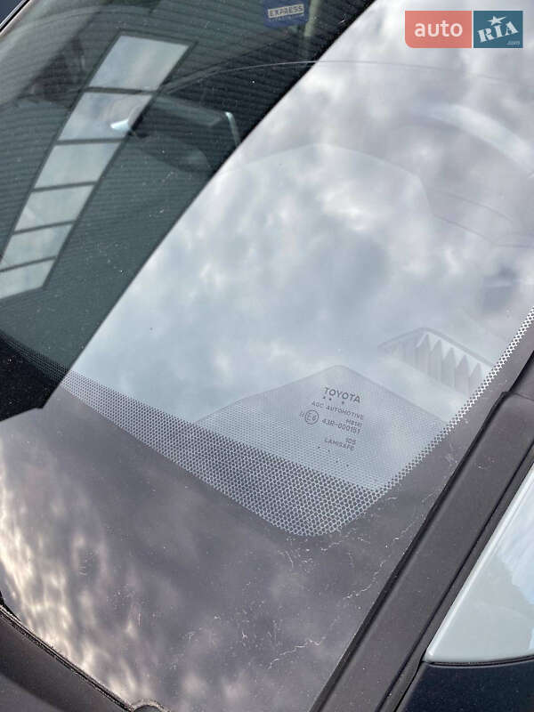 Внедорожник / Кроссовер Toyota RAV4 2018 в Броварах