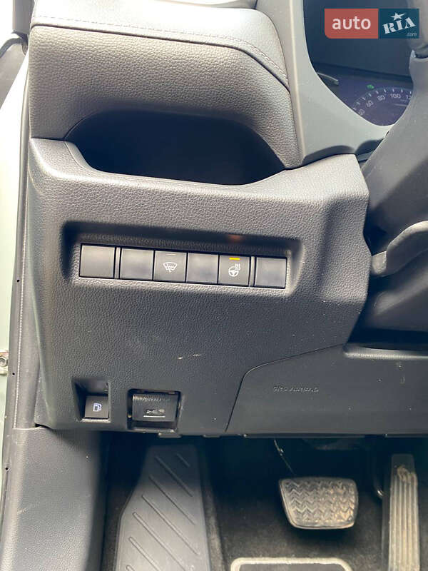 Внедорожник / Кроссовер Toyota RAV4 2018 в Броварах