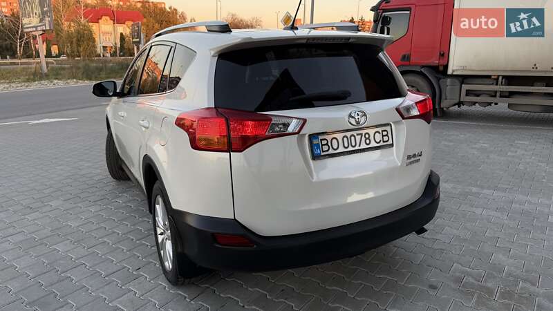 Позашляховик / Кросовер Toyota RAV4 2013 в Тернополі