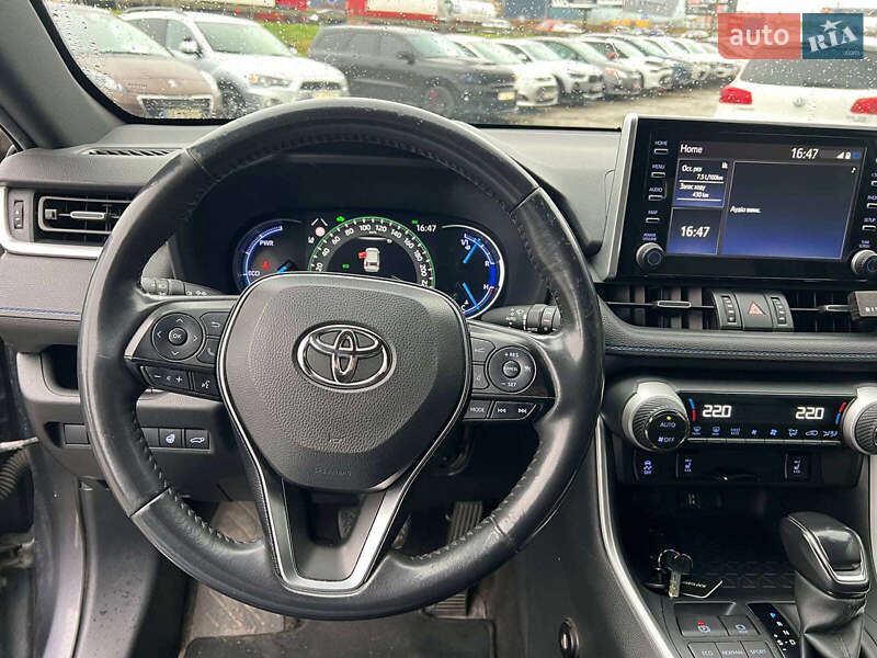 Внедорожник / Кроссовер Toyota RAV4 2019 в Львове фото 23 Внедорожник / Кроссовер Toyota RAV4 2019 в Львове