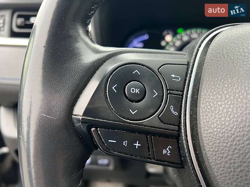 Внедорожник / Кроссовер Toyota RAV4 2019 в Львове фото 25 Внедорожник / Кроссовер Toyota RAV4 2019 в Львове