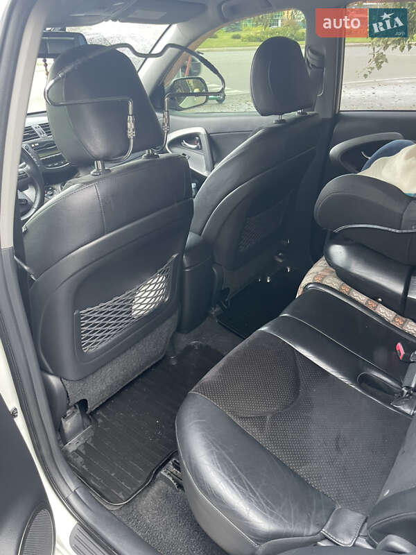 Внедорожник / Кроссовер Toyota RAV4 2011 в Киеве фото 24 Внедорожник / Кроссовер Toyota RAV4 2011 в Киеве