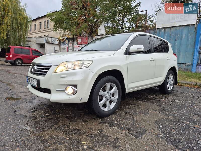 Toyota RAV4 2011 Toyota RAV4 2011