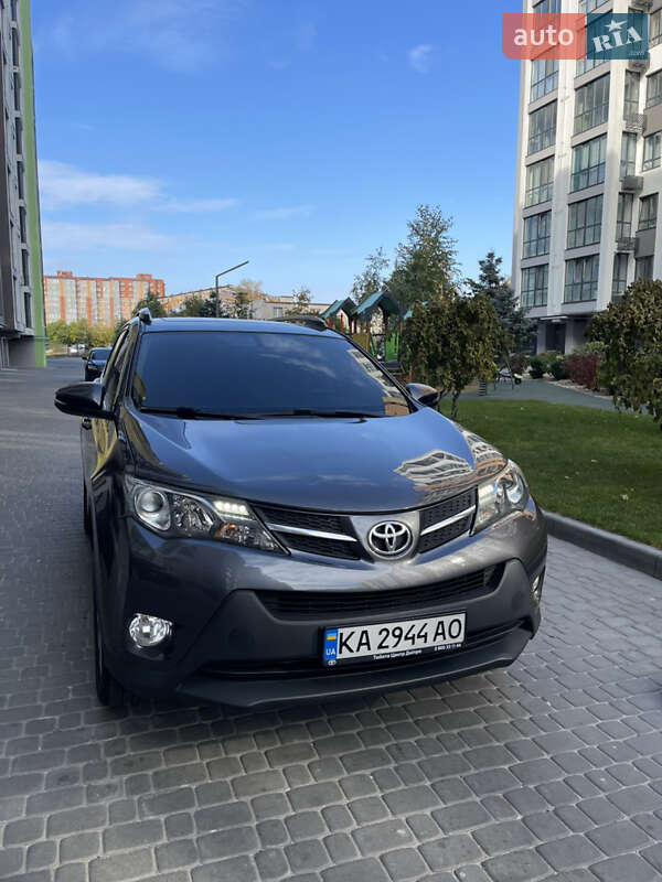 Внедорожник / Кроссовер Toyota RAV4 2014 в Днепре фото Внедорожник / Кроссовер Toyota RAV4 2014 в Днепре