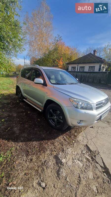 Внедорожник / Кроссовер Toyota RAV4 2008 в Лебедине