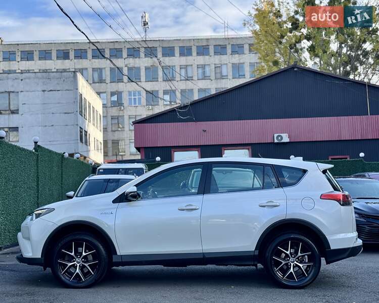Внедорожник / Кроссовер Toyota RAV4 2016 в Киеве фото 9 Внедорожник / Кроссовер Toyota RAV4 2016 в Киеве