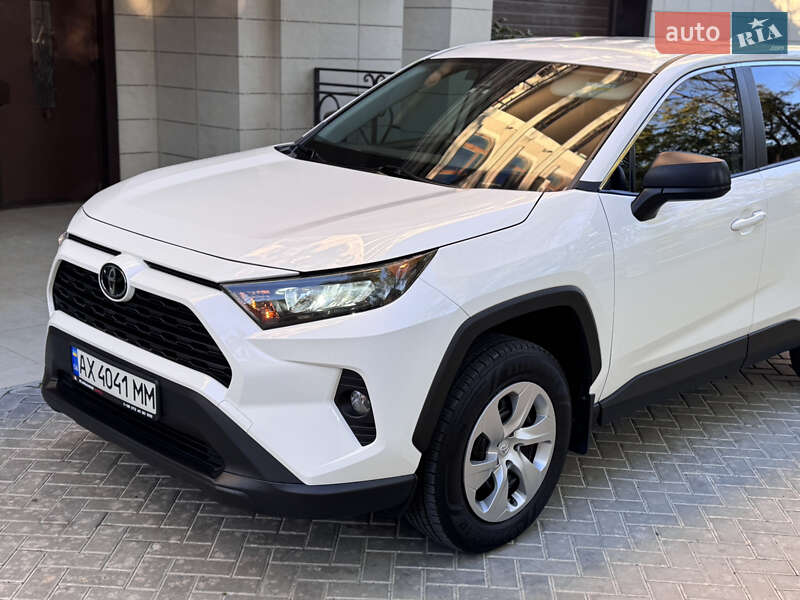 Внедорожник / Кроссовер Toyota RAV4 2022 в Одессе фото 4 Внедорожник / Кроссовер Toyota RAV4 2022 в Одессе