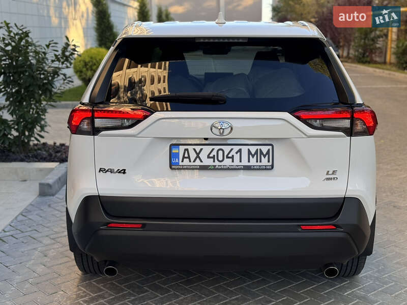 Внедорожник / Кроссовер Toyota RAV4 2022 в Одессе фото 18 Внедорожник / Кроссовер Toyota RAV4 2022 в Одессе