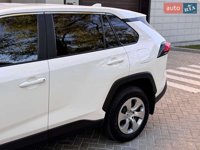 Внедорожник / Кроссовер Toyota RAV4 2022 в Одессе фото 28 Внедорожник / Кроссовер Toyota RAV4 2022 в Одессе