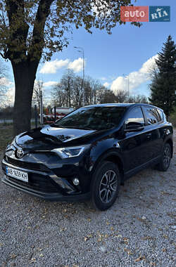 Внедорожник / Кроссовер Toyota RAV4 2016 в Виннице Внедорожник / Кроссовер Toyota RAV4 2016 в Виннице