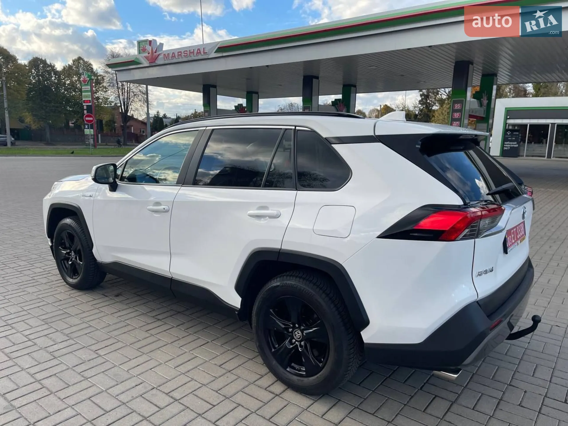 2020 Toyota RAV 4 - мініатюра 12