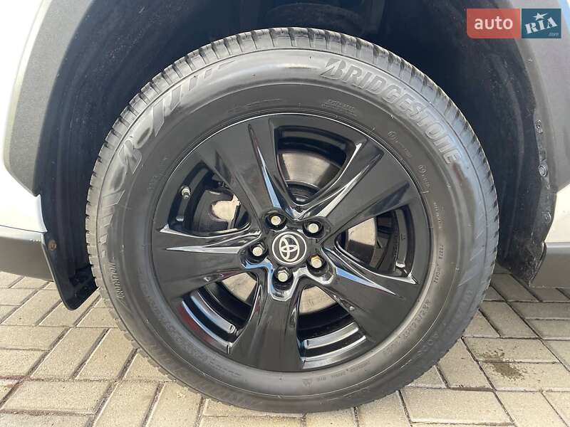 Внедорожник / Кроссовер Toyota RAV4 2020 в Житомире фото 54 Внедорожник / Кроссовер Toyota RAV4 2020 в Житомире