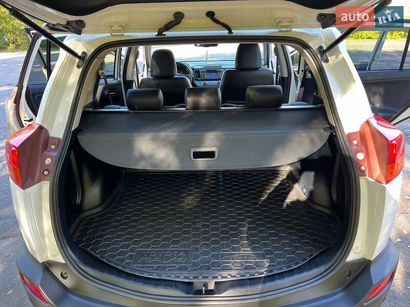 Внедорожник / Кроссовер Toyota RAV4 2014 в Одессе фото 21 Внедорожник / Кроссовер Toyota RAV4 2014 в Одессе
