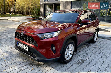 Позашляховик / Кросовер Toyota RAV4 2020 в Тернополі