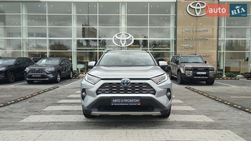 Позашляховик / Кросовер Toyota RAV4 2019 в Києві фото 5 Позашляховик / Кросовер Toyota RAV4 2019 в Києві