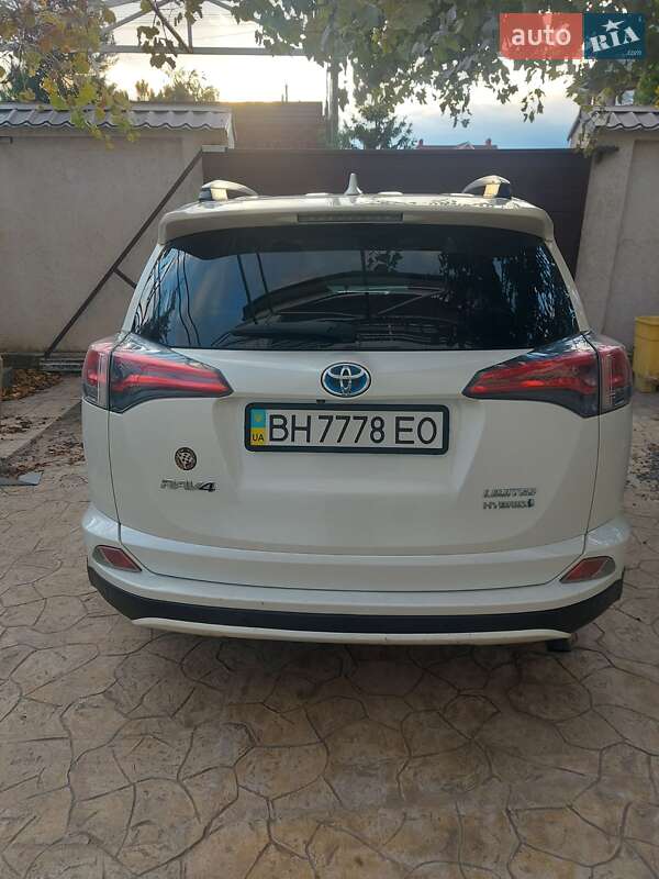 Внедорожник / Кроссовер Toyota RAV4 2016 в Одессе фото 2 Внедорожник / Кроссовер Toyota RAV4 2016 в Одессе