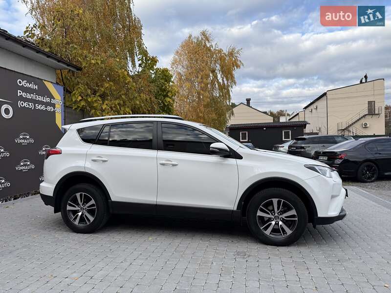 Внедорожник / Кроссовер Toyota RAV4 2017 в Виннице фото 9 Внедорожник / Кроссовер Toyota RAV4 2017 в Виннице