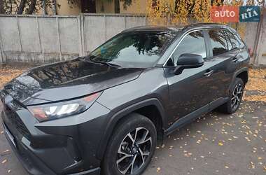 Внедорожник / Кроссовер Toyota RAV4 2020 в Ровно Внедорожник / Кроссовер Toyota RAV4 2020 в Ровно