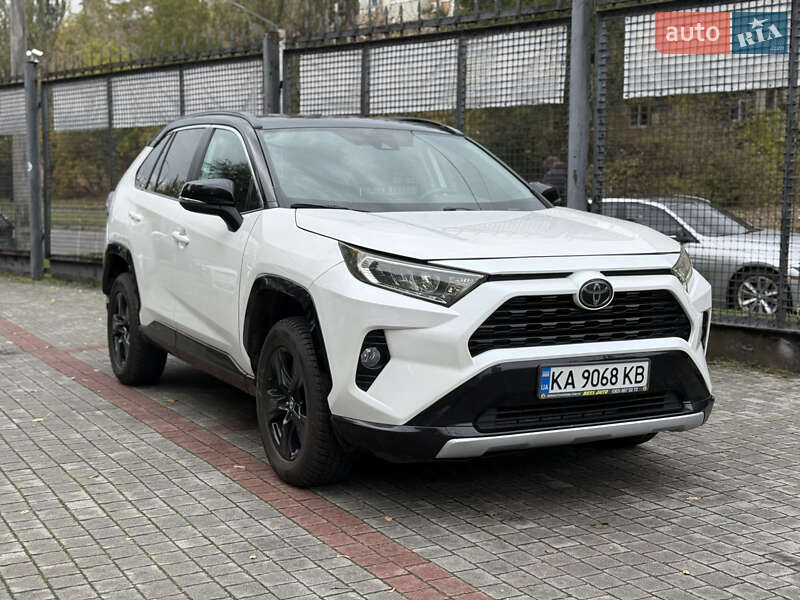 Toyota RAV4 2019